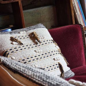 valle-grande-aveyron-gite-groupe-retraite-yoga-nature-gite-calice-petit-2-4-personnes-charme-authentique-detail-3